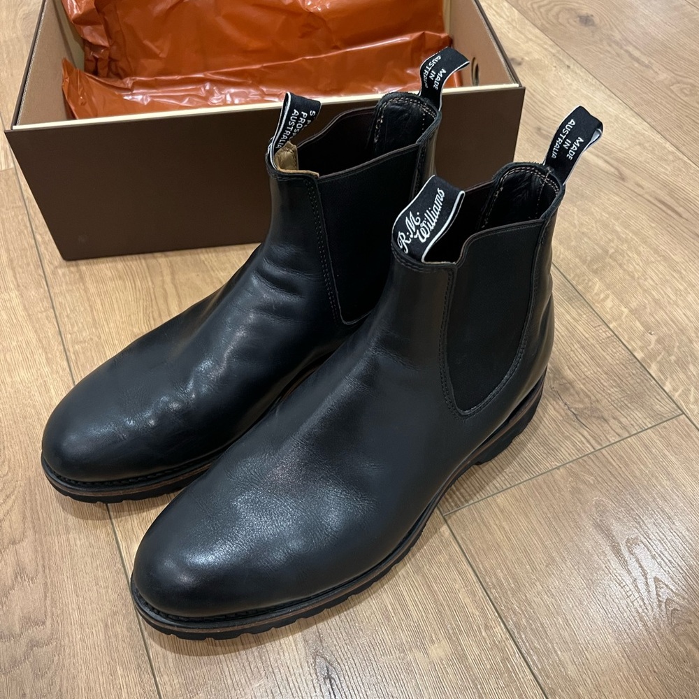 R.M. Williams Chelsea boot